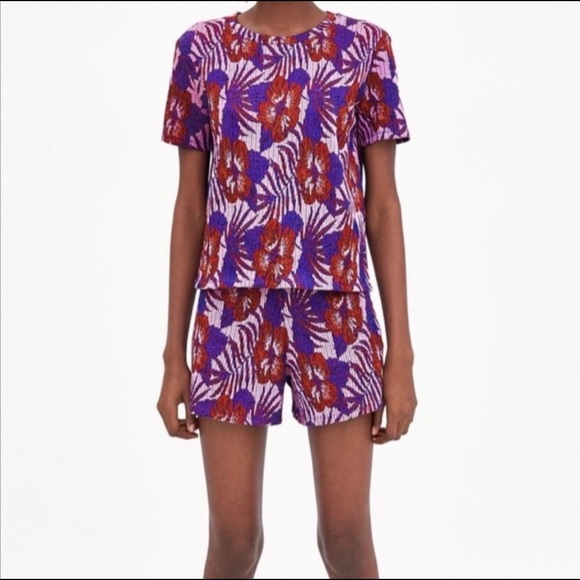 SOLD Zara Purple Floral Hibiscus Metallic Top - Picture 1 of 4